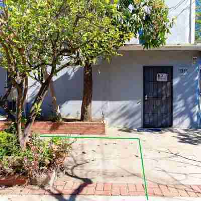 Modern 3 Bedroom Apartment in San Fernando Hotel Exterior