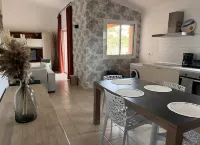 Appartement Spacieux à Santa Giulia vue sur le Maquis, Résidence Avec Piscine