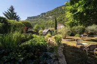 โลจิส โรงแรม เลมบาร์กาแดร์