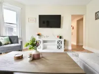 Spacious 4BDR/2BA- Walk to T-Station- Minutes to Boston Hotels in Somerville