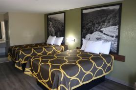 Super 8 by Wyndham Cabot