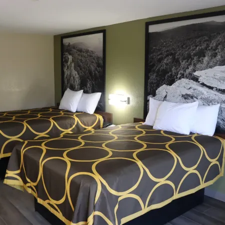Super 8 by Wyndham Cabot