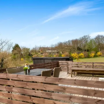 "Lenya" - 300m to the Fjord