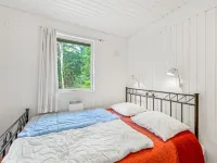 "Poul" - 1.9km from the sea