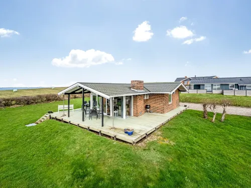 "Kirsa" - 200m to the Fjord Hotels in Vinderup