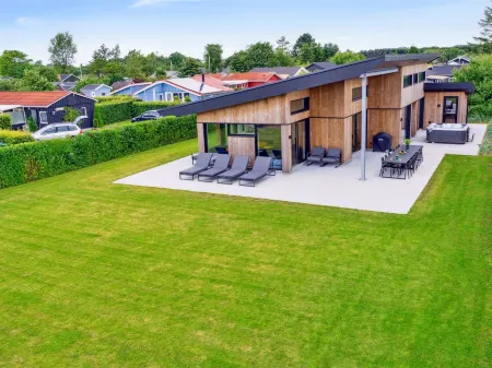 "Filimena" - 250m from the sea