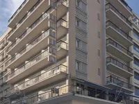 トリトン ホテル ピレウス