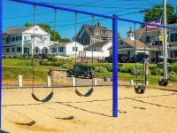 Spacious 4 BR Retreat near Water Wizz, Pond & Beaches - Perfect Family Getaway! Hotels in Bourne