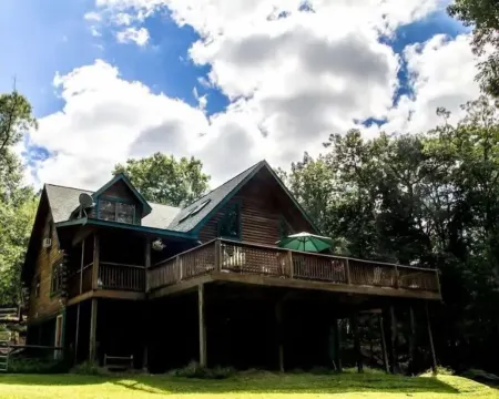 Lake Wallenpaupack Heaven's Haven hottub beach rights