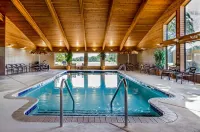 Rodeway Inn - Pools