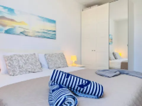 Penthouse on the Ocean by Alquiler de Sueno