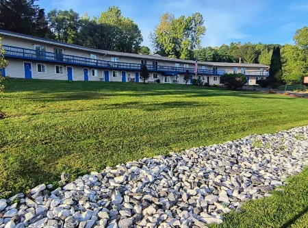 Econo Lodge Lee - Great Barrington