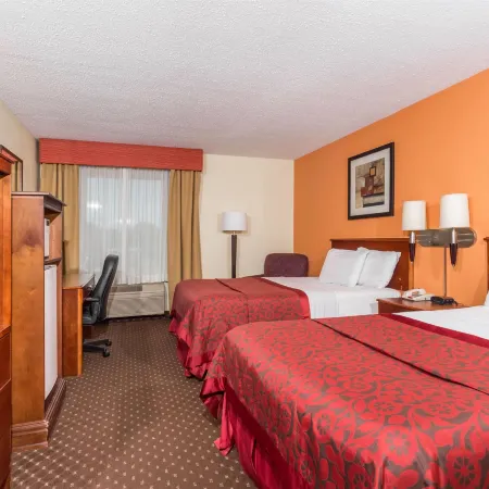 Days Inn & Suites by Wyndham Bloomington/Normal IL