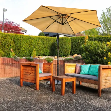 Ruhiger Bungalow am Hennesee mit Terrasse