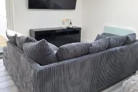 Lodge - Sleeps 2 - Pet Friendly - Parking - Patio Hotels in Bexley