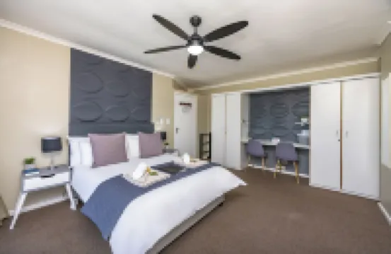 Plattekloof Premium Lodge Hotels near N1 City