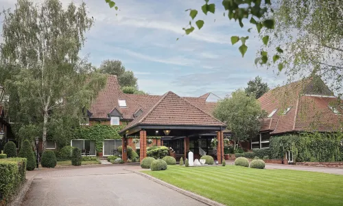 Cbh Donnington & Co (Formerly Donnington Valley Hotel)