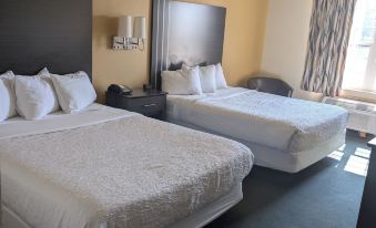 Chisholm Inn & Suites