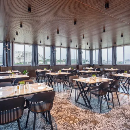 Treebo The Infinity, Banjara Hills Отели рядом с достопримечательностью «Район Пунжагутта»