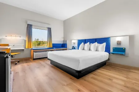 Microtel Inn and Suites by Wyndham Prattville Montgomery Отели в г. Отога