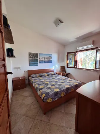 Villa Marina on the waterfront I.U.N. code R9661