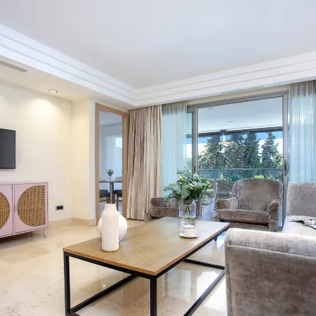 Bright Apartment Marbella . Jardines del Principe