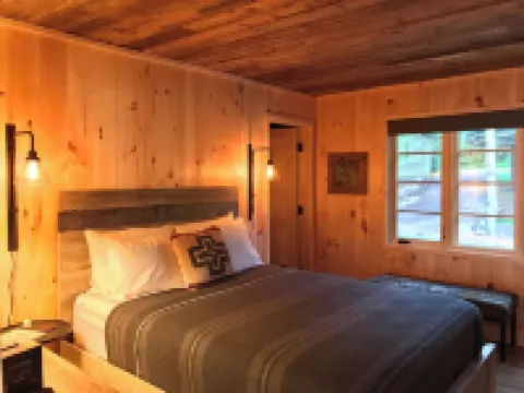 Artisan-crafted Magic on Lake Superior between Lutsen and Grand Marais