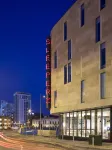 Four Points Flex by Sheraton Cardiff - bar