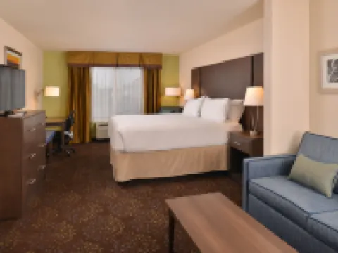 Holiday Inn Express & Suites DEARBORN SW - DETROIT AREA by IHG Hotels in Dearborn