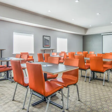 Holiday Inn Express & Suites STILLWATER - UNIVERSITY AREA by IHG
