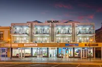Semaphore Splash Apartments Hotels in Semaphore