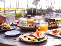 The Reef House Adults Retreat - breakfast