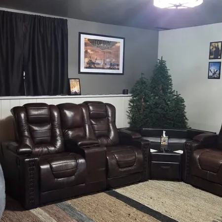 3-bedroom house in gorgeous Libby with WiFi, AC. Book your stay now Отели в г. Либби