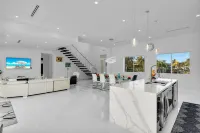 Perla Blanca 4 Bed 5 Bath kayaks pool boat dock