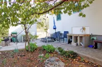 House Pansy Hotels in Pasman