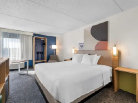 Spark by Hilton Green Bay Hotels in Brown County