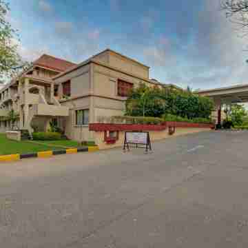 The Ummed Ahmedabad Airport Hotel Exterior
