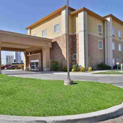 ベストウェスタン プラス ガイモン ホテル & スイーツ Hotel Exterior