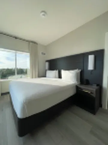 Residence Inn by Marriott Navarre Waterfront 納瓦拉酒店