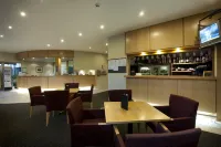 Scenic Suites Queenstown - bar