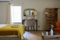 Domaine Robert Hotels in Lambesc