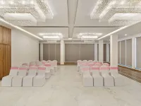 Country Inn Premier Pacific Mall Road Mussoorie Hotels in Mussoorie