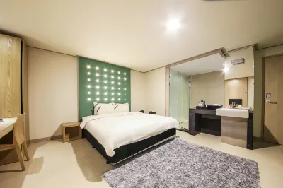 Hotel Zen Hotels in 