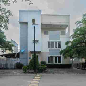 5 Bed Home w/ Professional Chef, Strong Security, Daily Housekeeping Hotel Exterior