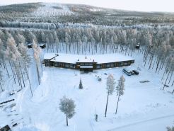 Balder Luxury Lodge & Glass Igloos