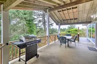 Coastal Washington Getaway Walk to Beach!