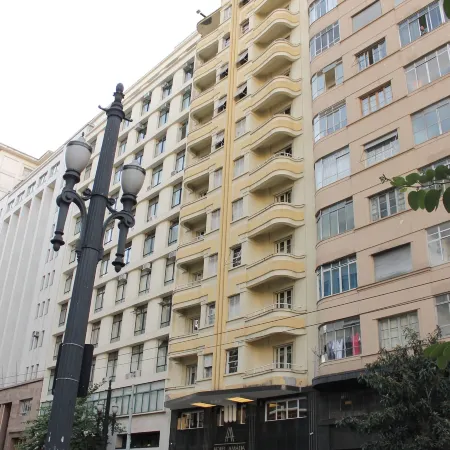 Hotel Amália Отели рядом с достопримечательностью «Театр «Рено»»