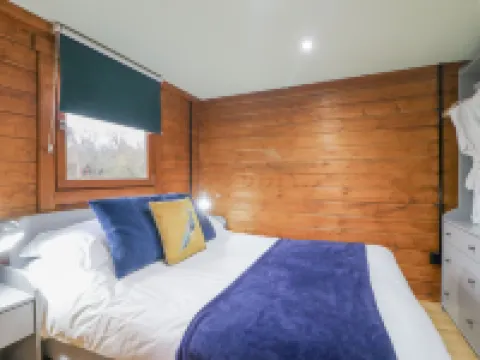 スクワレルズネスト オークハムのホテル