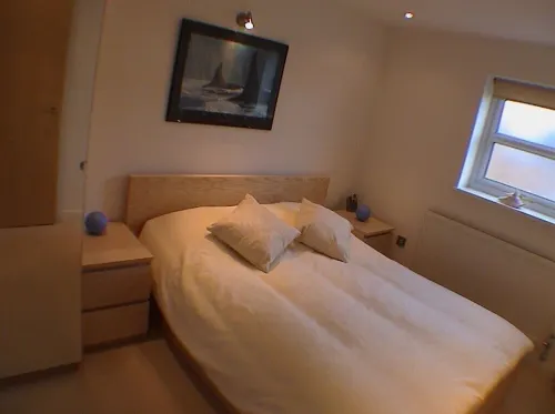 Earle House Serviced Apartments - Apartments