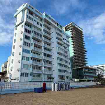 Modern Beach Front Studio -Oceanview Balcony. On CONDADO BEACH San Juan PR Hotel Exterior
